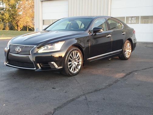 2016 Lexus LS 460 Base