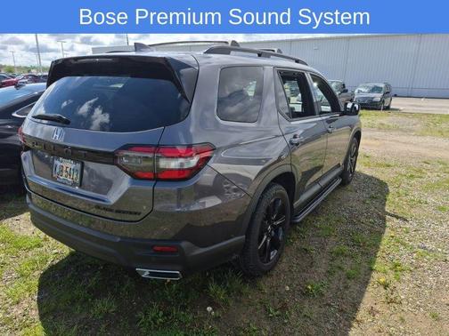 2025 Honda Pilot Black Edition