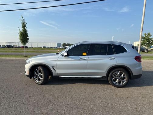 2021 BMW X3 xDrive30i