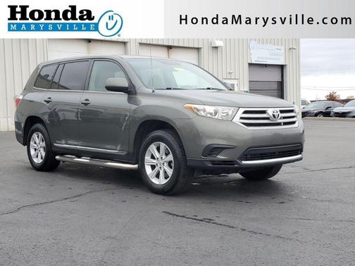 2011 Toyota Highlander Base