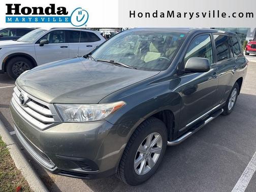 2011 Toyota Highlander Base