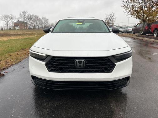 2023 Honda Accord Hybrid Sport-L