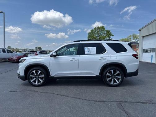 Platinum White Pearl 2024 Honda Pilot Elite