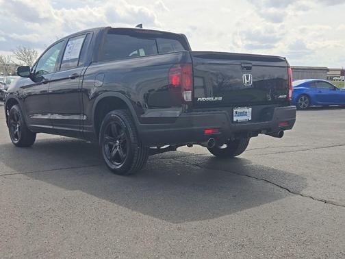 Crystal Black Pearl 2023 Honda Ridgeline Black Edition
