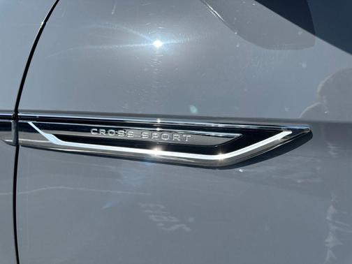 Pure Gray 2022 Volkswagen Atlas Cross Sport 2.0T SEL R-Line