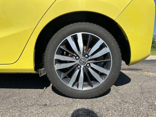 Mystic Yellow Pearl 2015 Honda Fit EX
