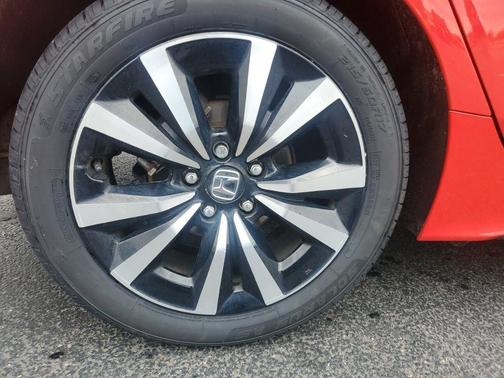 2024 Honda Civic EX-L