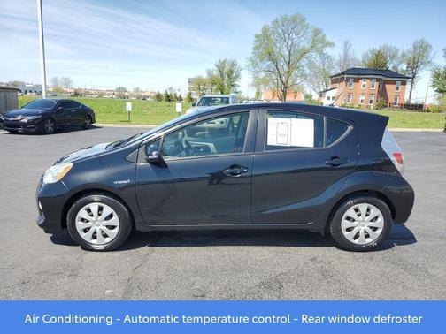 2014 Toyota Prius c Four