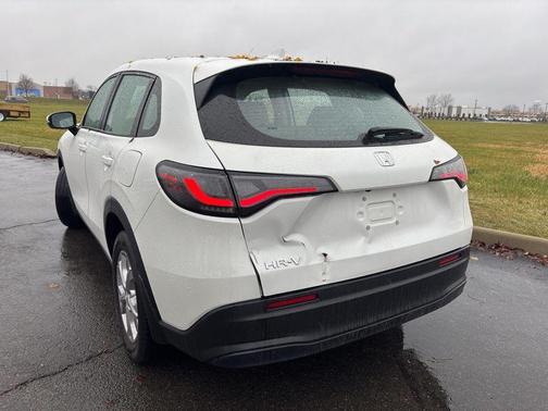 2025 Honda HR-V LX