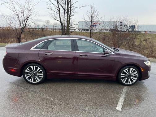 2017 Lincoln MKZ Reserve
