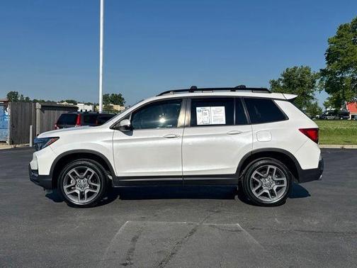 Platinum White Pearl 2023 Honda Passport EX-L
