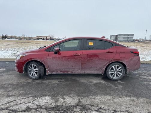 2020 Nissan Versa 1.6 SV