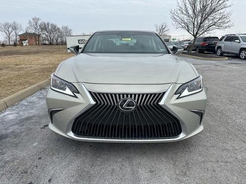 2019 Lexus ES 350 Luxury