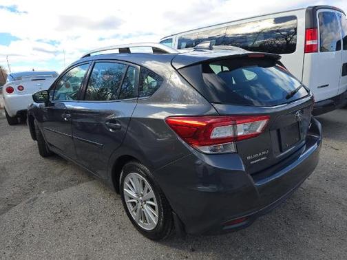 Magnetite Gray Metallic 2018 Subaru Impreza 2.0i Premium
