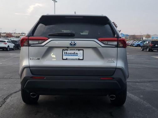 2023 Toyota RAV4 Hybrid XLE
