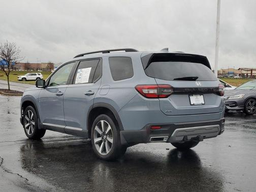 2023 Honda Pilot Elite
