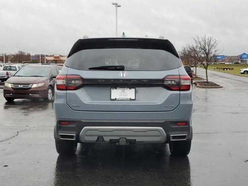 2023 Honda Pilot Elite