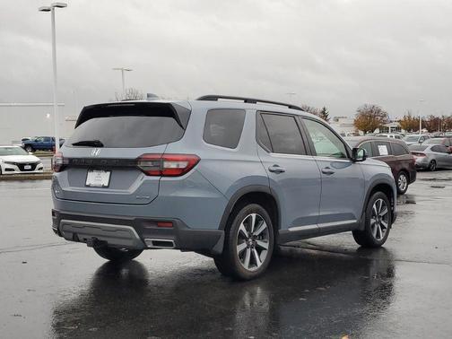 2023 Honda Pilot Elite