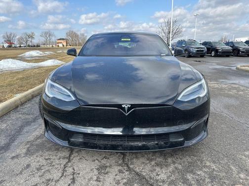 2022 Tesla Model S Base
