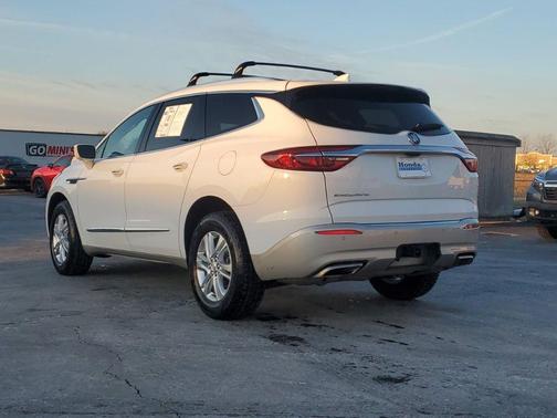 2020 Buick Enclave Essence