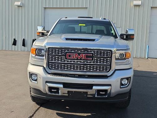Quicksilver Metallic 2019 GMC Sierra 2500 Denali