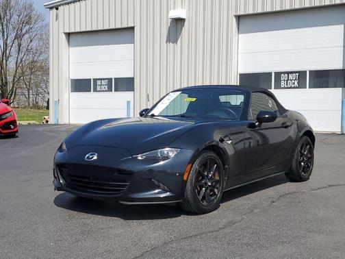 2021 Mazda MX-5 Miata Sport