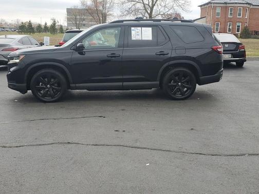 2025 Honda Pilot Black Edition