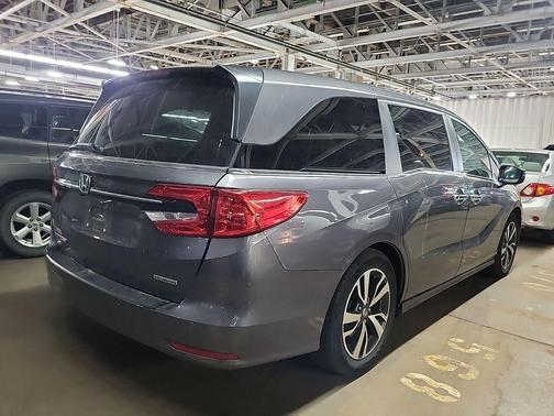 Modern Steel Metallic 2021 Honda Odyssey Touring
