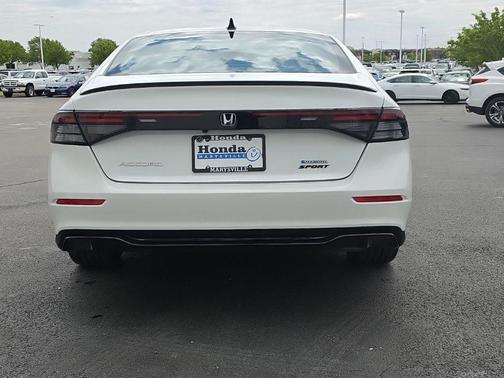 Platinum White Pearl 2024 Honda Accord Hybrid Sport-L