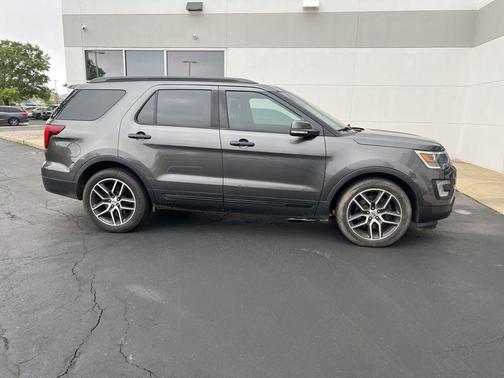2016 Ford Explorer Sport