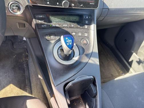 2010 Toyota Prius I