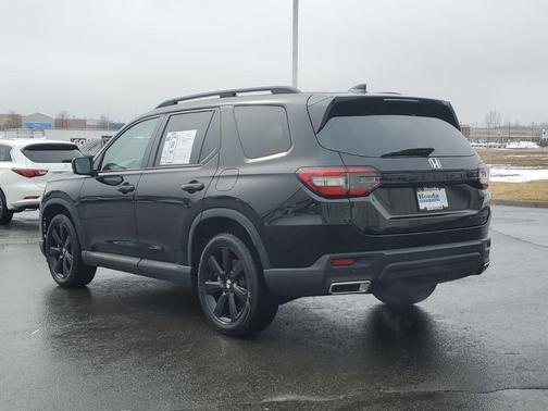 2025 Honda Pilot Black Edition