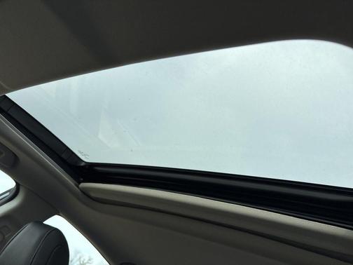 2021 Honda Insight Touring