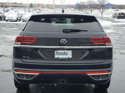 2021 Volkswagen Atlas Cross Sport 3.6L V6 SE w/Technology R-Line