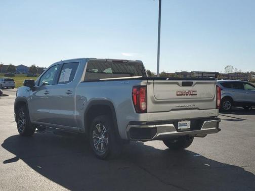 2022 GMC Sierra 1500 SLE