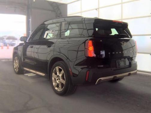 Midnight Black 2025 MINI Countryman S