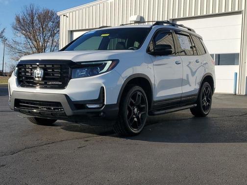 2024 Honda Passport Black Edition