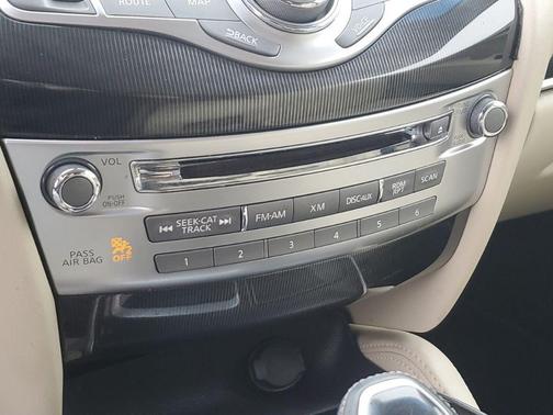 2016 INFINITI QX60 Base