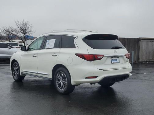 2016 INFINITI QX60 Base