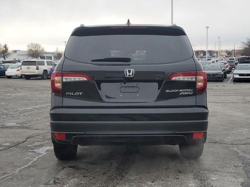 2020 Honda Pilot Black Edition