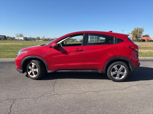 2017 Honda HR-V LX