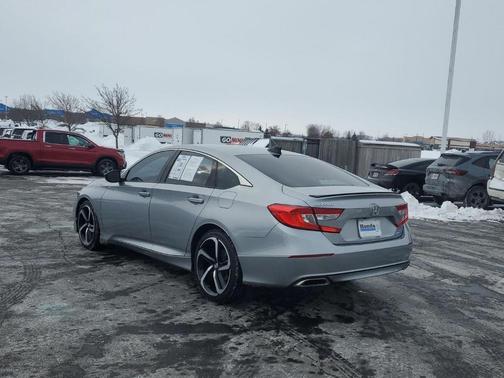 2022 Honda Accord Sport SE