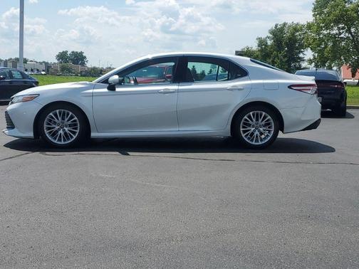2018 Toyota Camry XLE