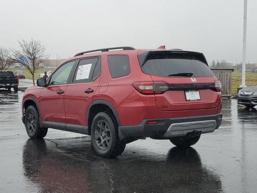 2023 Honda Pilot TrailSport