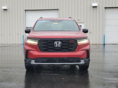 2023 Honda Pilot TrailSport