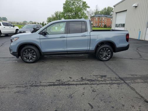 2025 Honda Ridgeline Sport