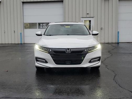 2019 Honda Accord Hybrid Touring