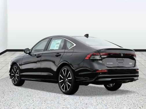 Crystal Black Pearl 2026 Honda Accord Hybrid Touring