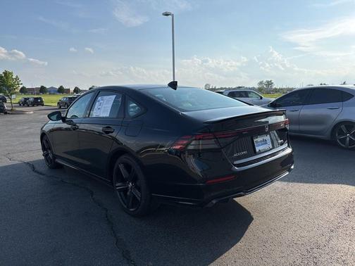 Crystal Black Pearl 2023 Honda Accord Hybrid Sport-L