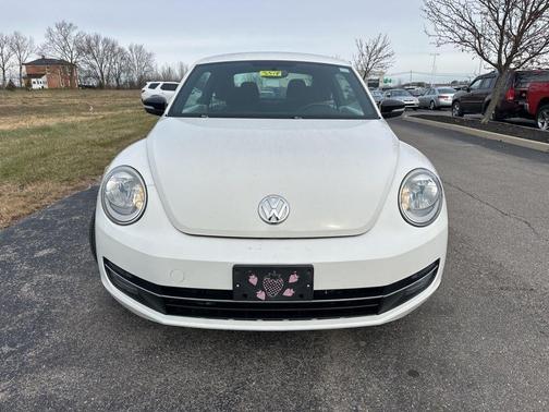 2012 Volkswagen Beetle 